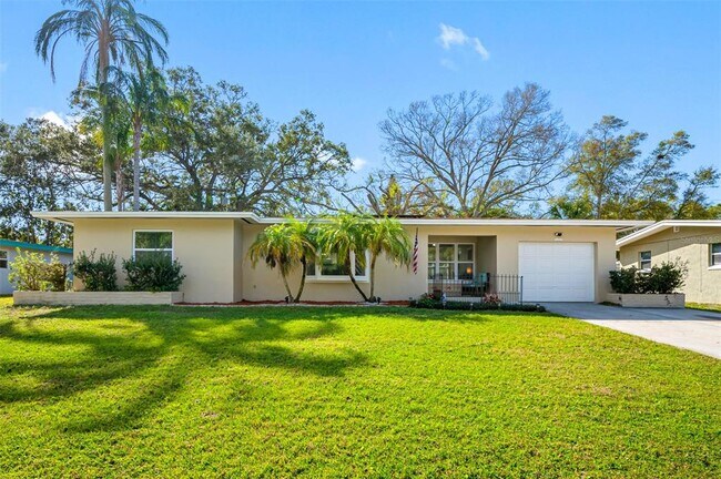 Building Photo - 1411 Pine Brook Dr