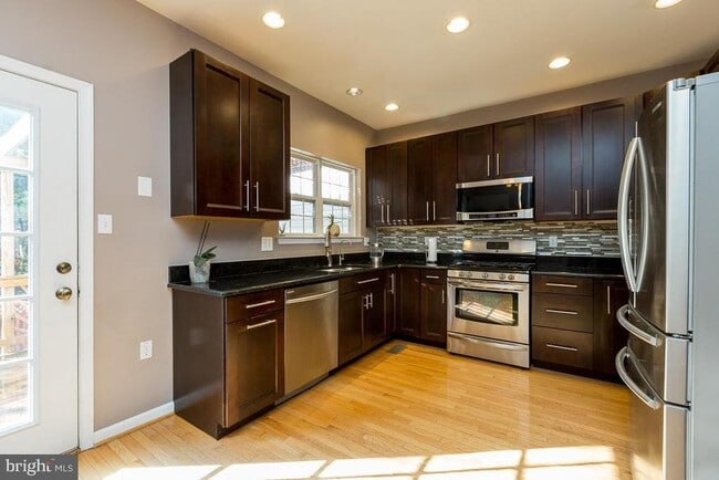 Building Photo - 2685 Cameron Way