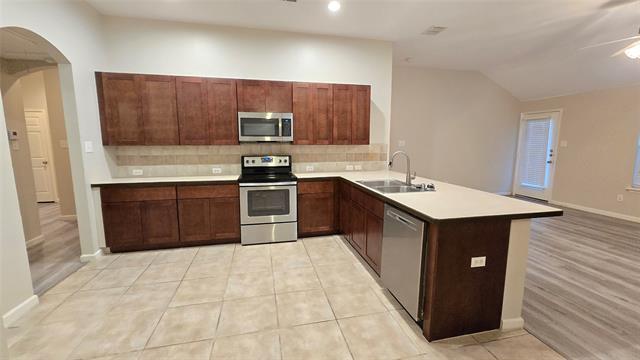 Building Photo - 2043 Brook Meadow Dr