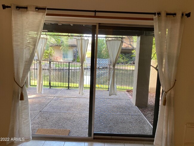 Building Photo - 2312 W Lindner Ave