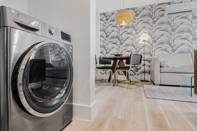 Building Photo - 4025 Indian Creek Dr