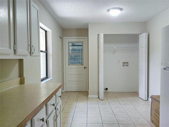 Building Photo - 717 Wright Ct
