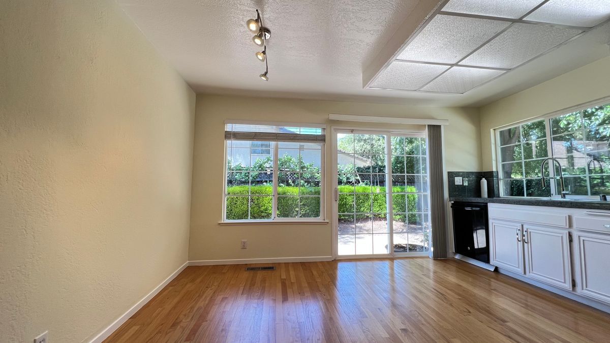 Building Photo - 265 Ingram Ct