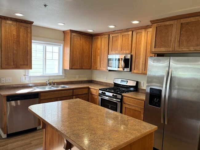 Building Photo - Senior Living Community (55+) - Standalone...