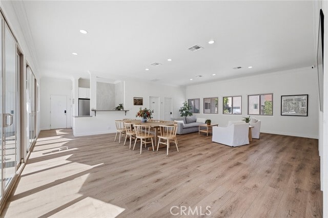 Building Photo - 523 Fairview Ave