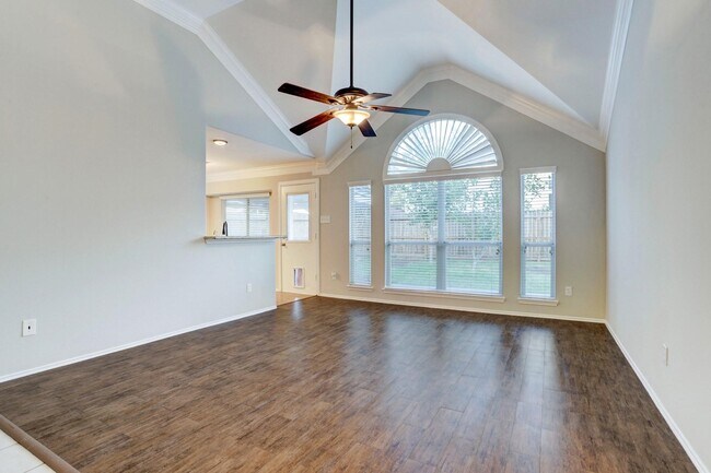 Building Photo - 3806 Flatwood Dr