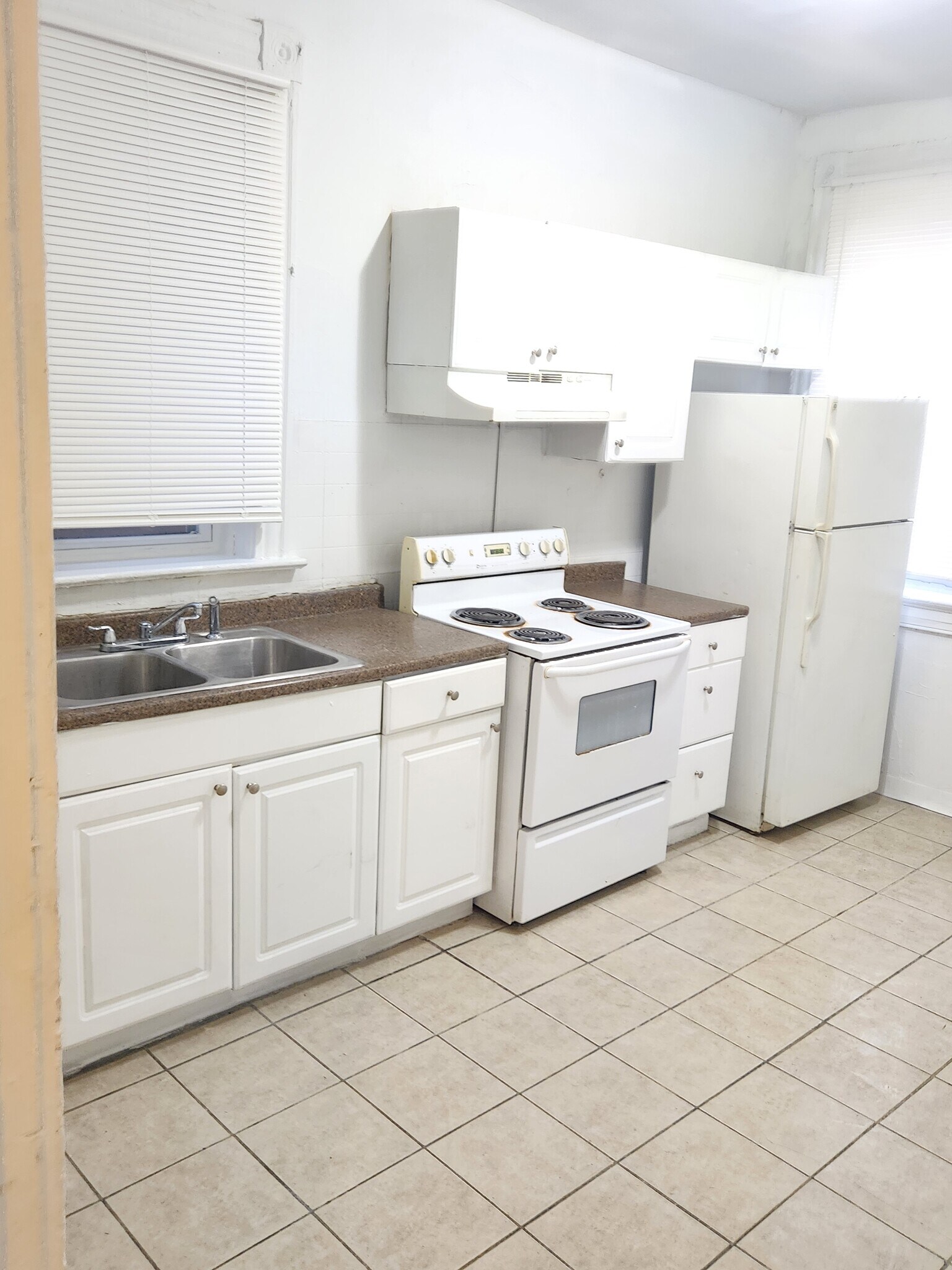 Building Photo - 4628 Enright Ave