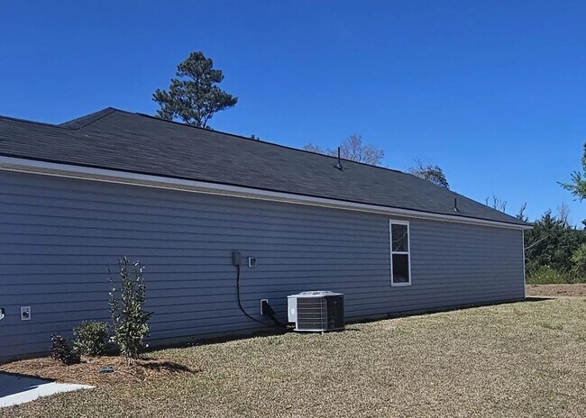 Building Photo - 337 Sweet Vernal St