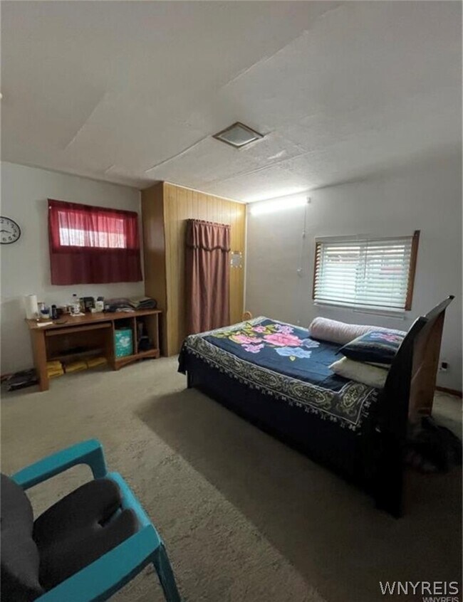 Building Photo - 226 Longnecker St