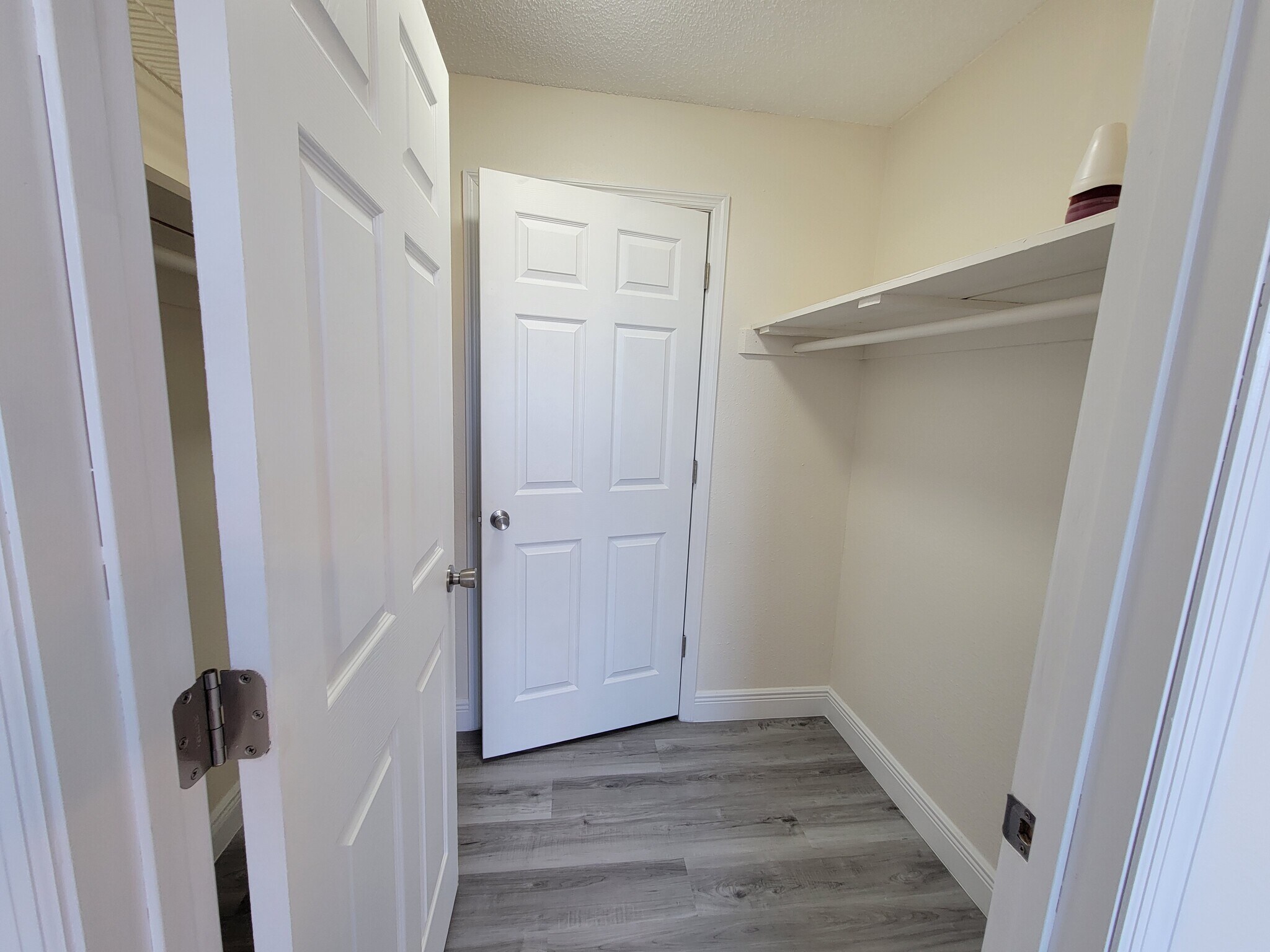 Building Photo - 500 Treasure Island Cswy