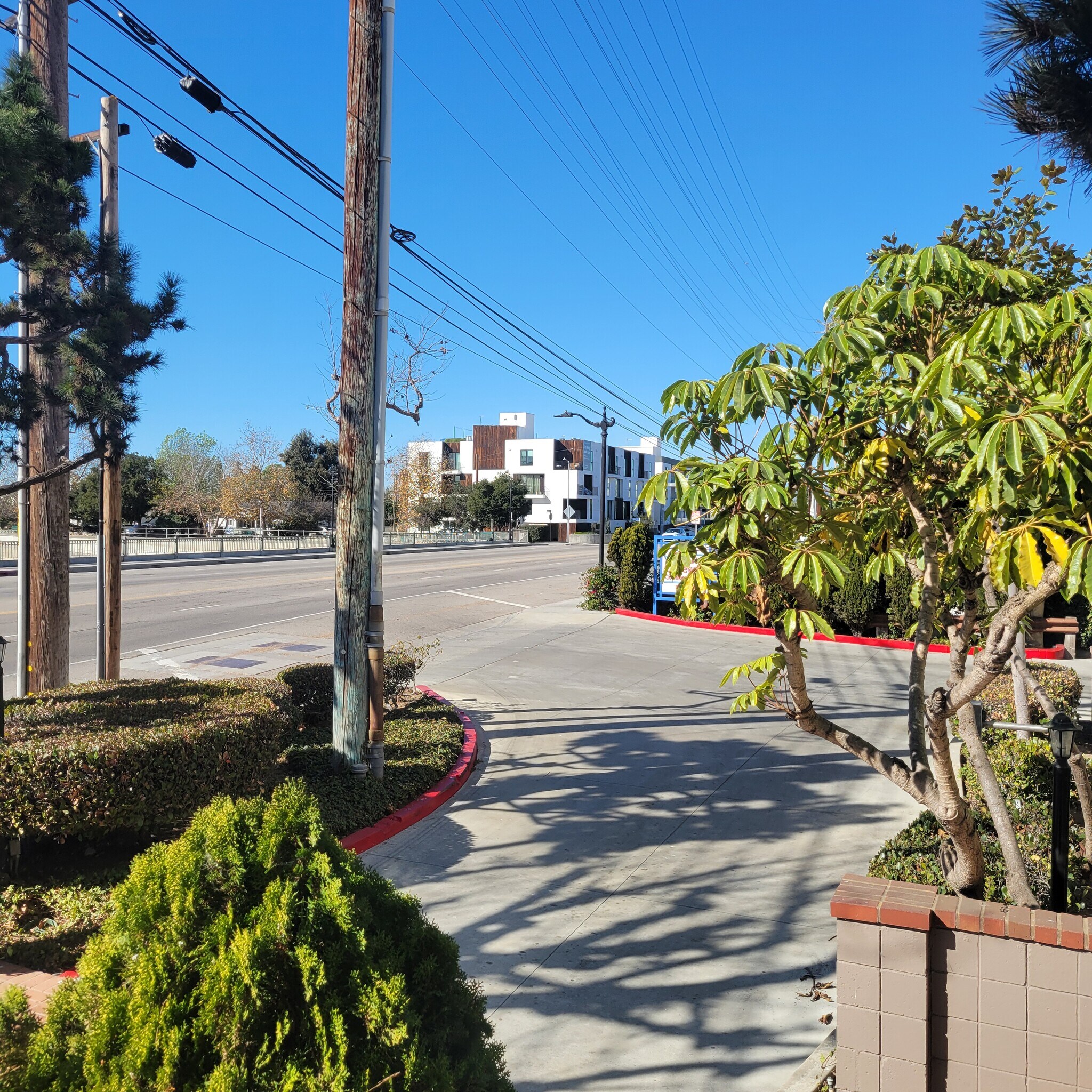 Building Photo - 5000 S Centinela Ave