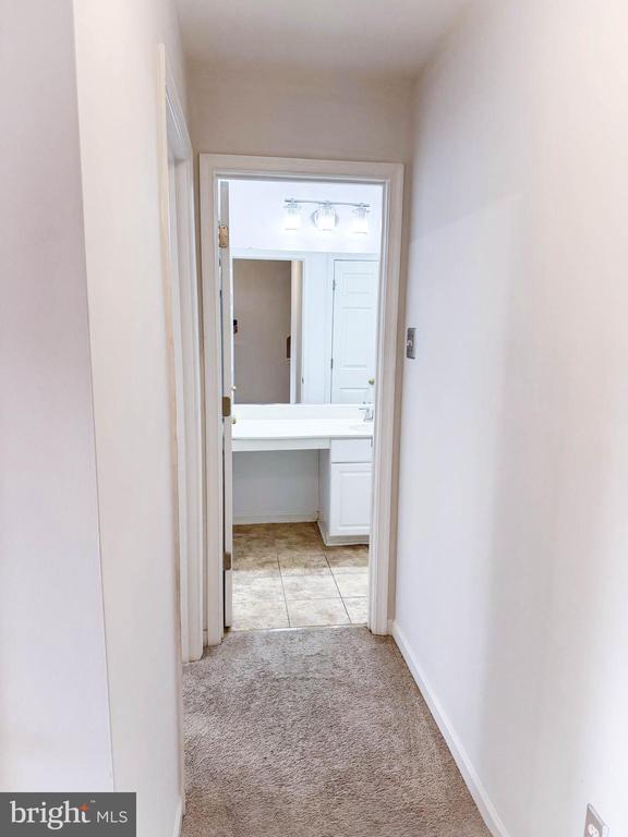 Building Photo - 5211 Duke Ct