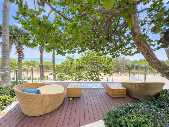 Building Photo - 6899 Collins Ave