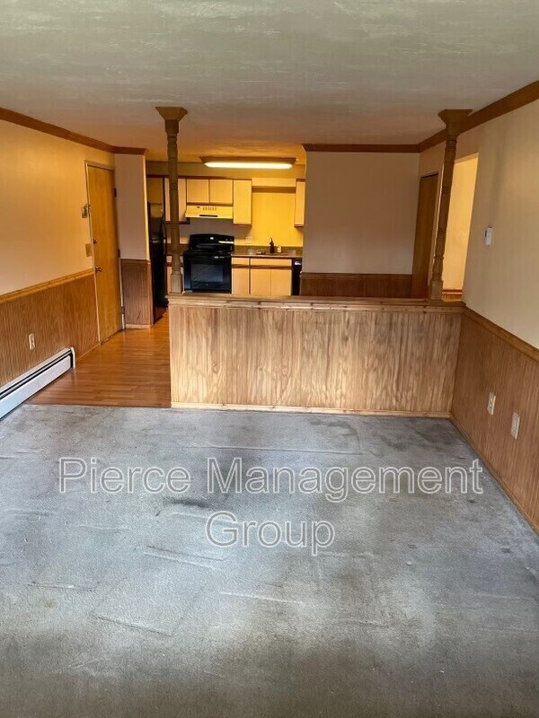 Building Photo - 37 Alice Dr