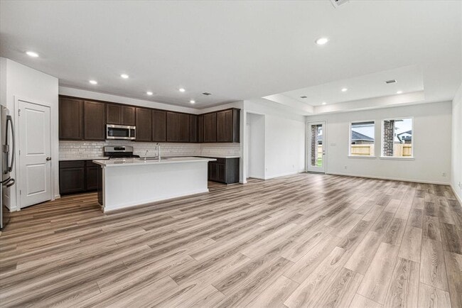 Building Photo - 9614 Angelina Water Dr