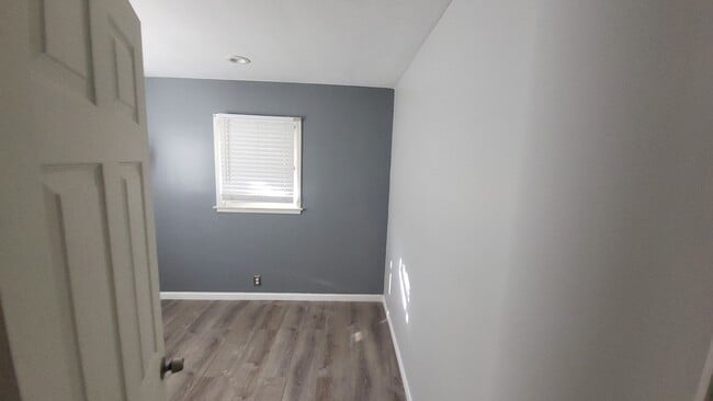 Building Photo - Clean & Affordable 2BR Home in Flint – $800 Rent