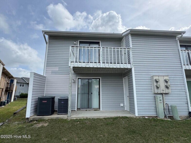 Building Photo - 2536 Flint Dr