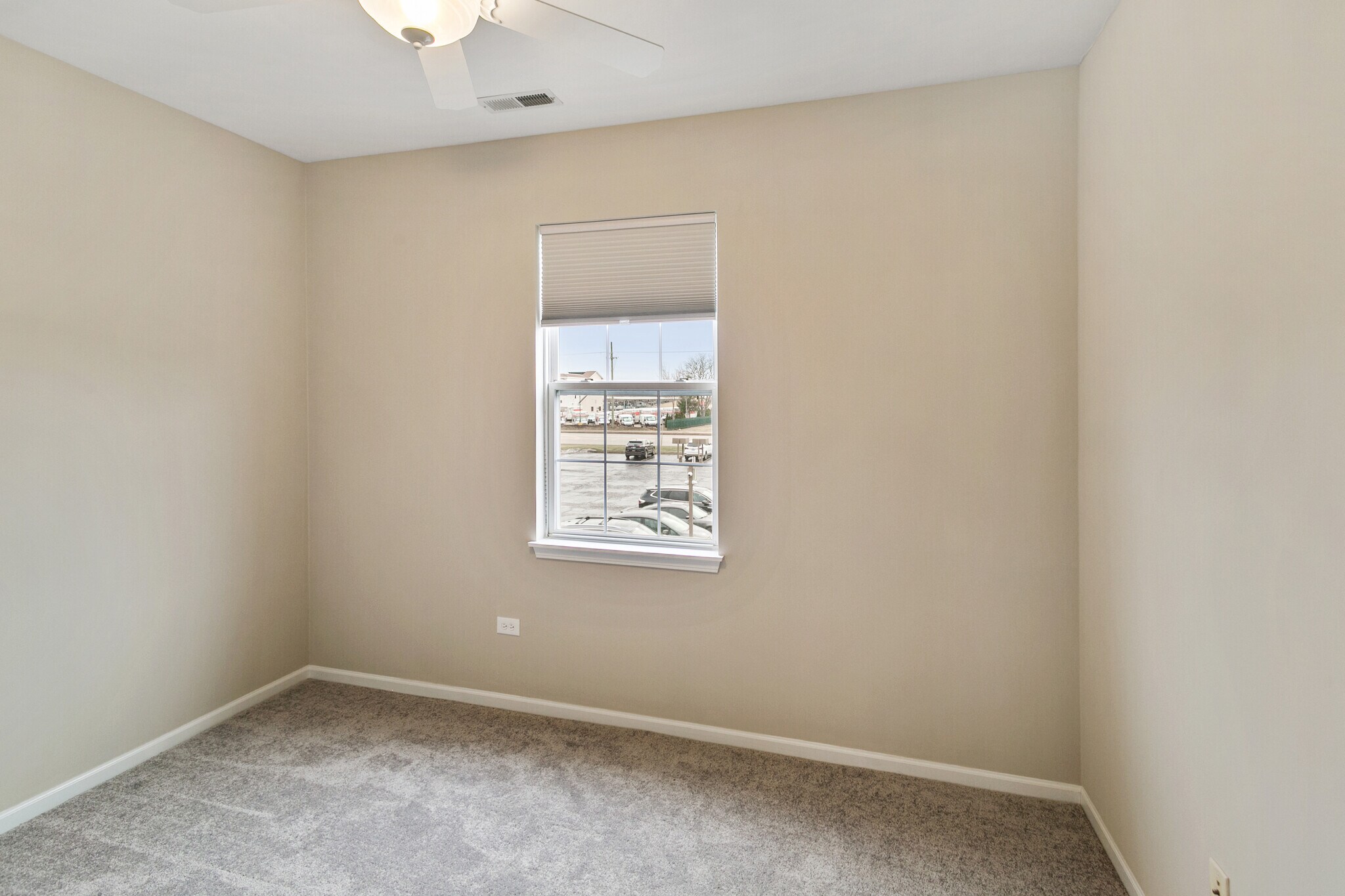 Building Photo - 1171 Mount Vernon Dr