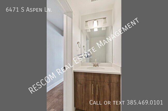 Building Photo - 6471 S Aspen Ln