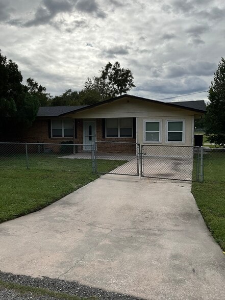 Primary Photo - 514 Joan St