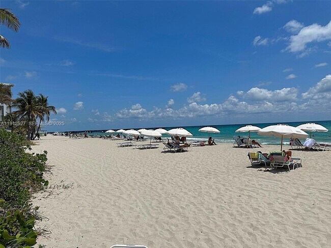 Building Photo - 2080 S Ocean Dr