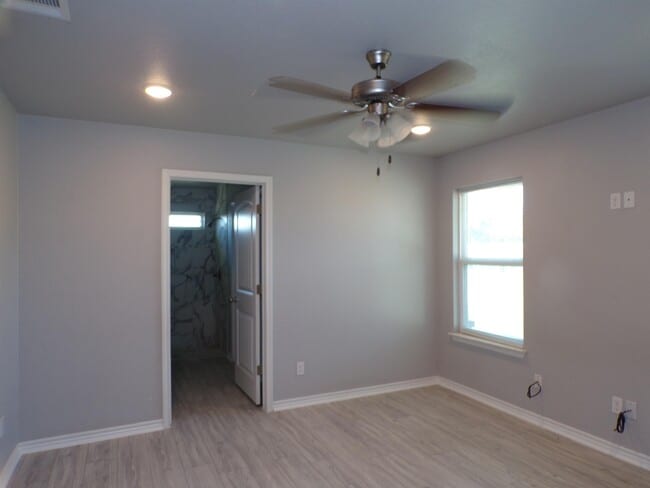 Building Photo - 112 Rylee Rd