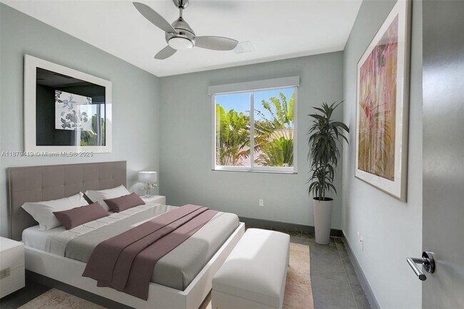 Building Photo - 110 SE 2nd St