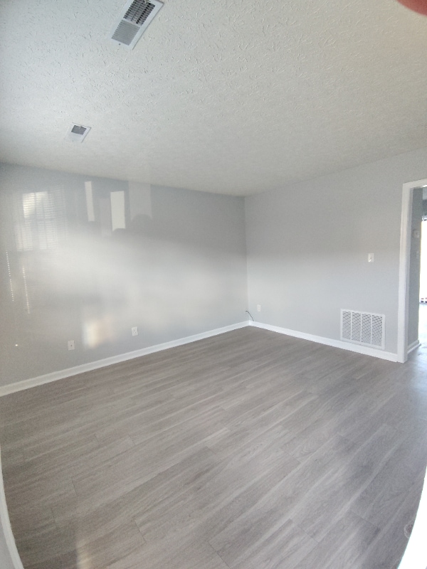 Building Photo - 4 Ferguson Dr