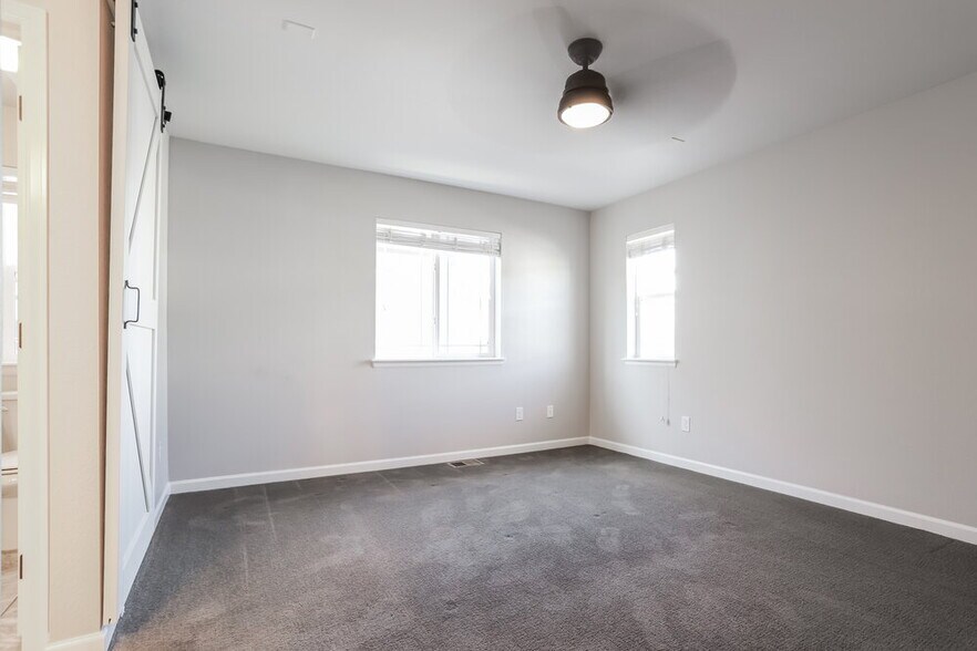 Building Photo - 3835 Cadence Dr