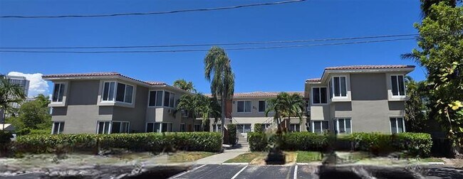 Building Photo - 611 Ponce de Leon Dr