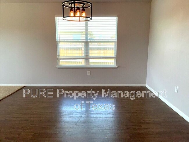 Building Photo - 12040 Riparian Rd