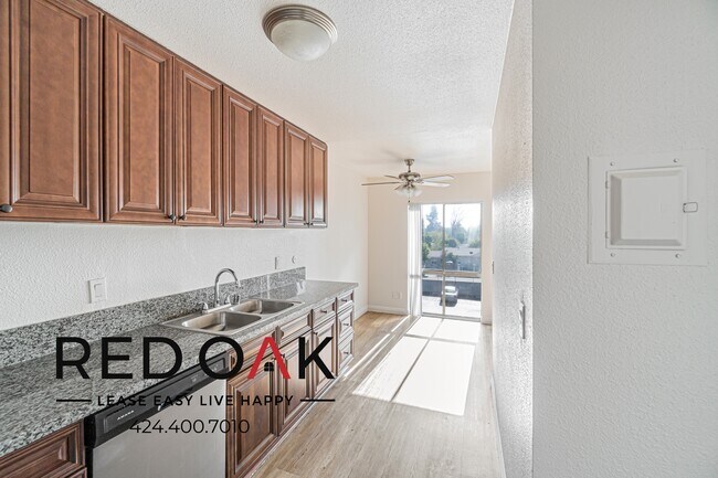 Building Photo - 17830 1/3 Sherman Way -348