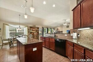 Building Photo - 20506 Ashmont