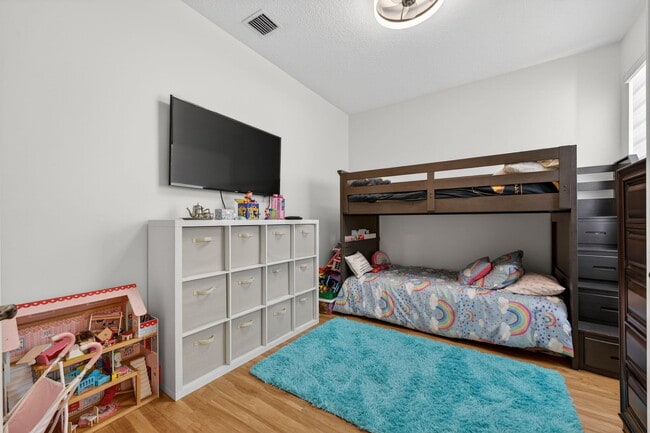 Building Photo - 6689 Southport Dr