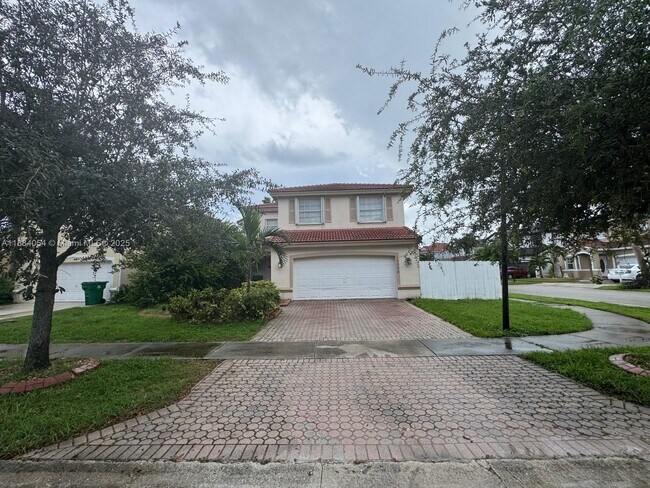 Building Photo - 15320 SW 47th St