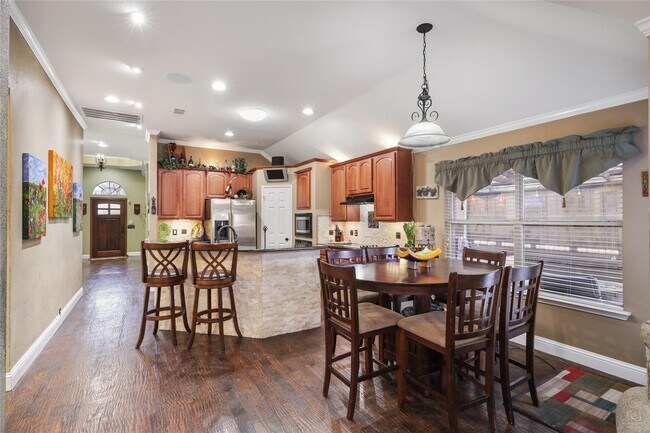 Building Photo - 11536 Las Polamas Dr