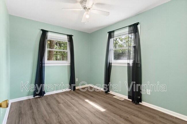 Building Photo - 604 Big Bethel Rd