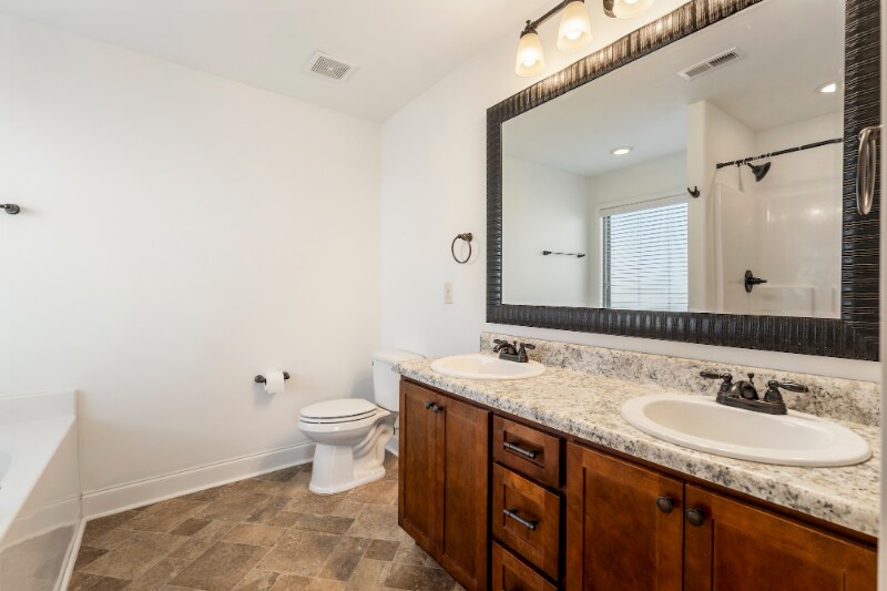 Building Photo - 1 Sago Ct