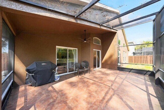 Building Photo - 5477 Glen Oak Pl