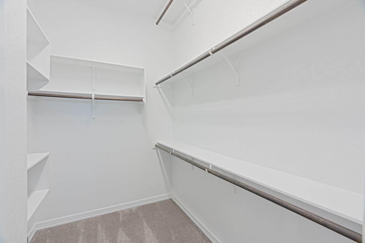 Building Photo - 2212 Dillon Pond Ln