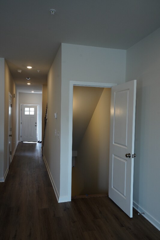 Building Photo - 259 Talucci Dr
