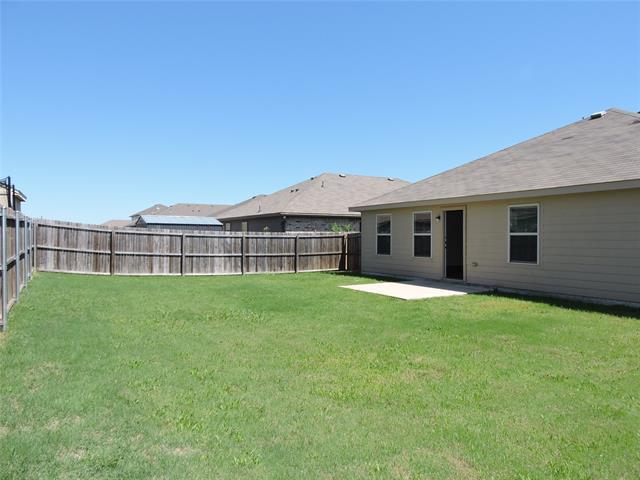 Building Photo - 305 Silo Cir