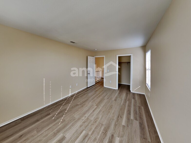 Building Photo - 9924 Ranch Hand Ave