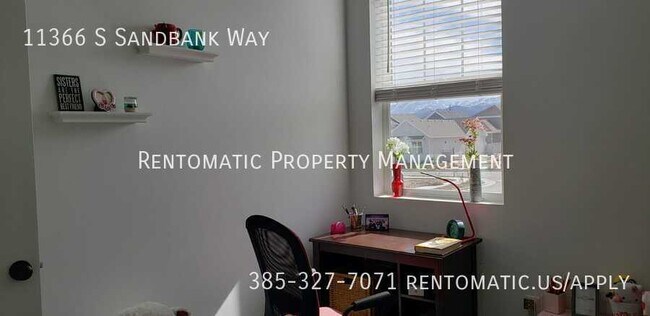 Building Photo - 11366 Sandbank Way