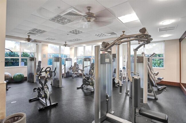 Building Photo - 19501 W Country Club Dr