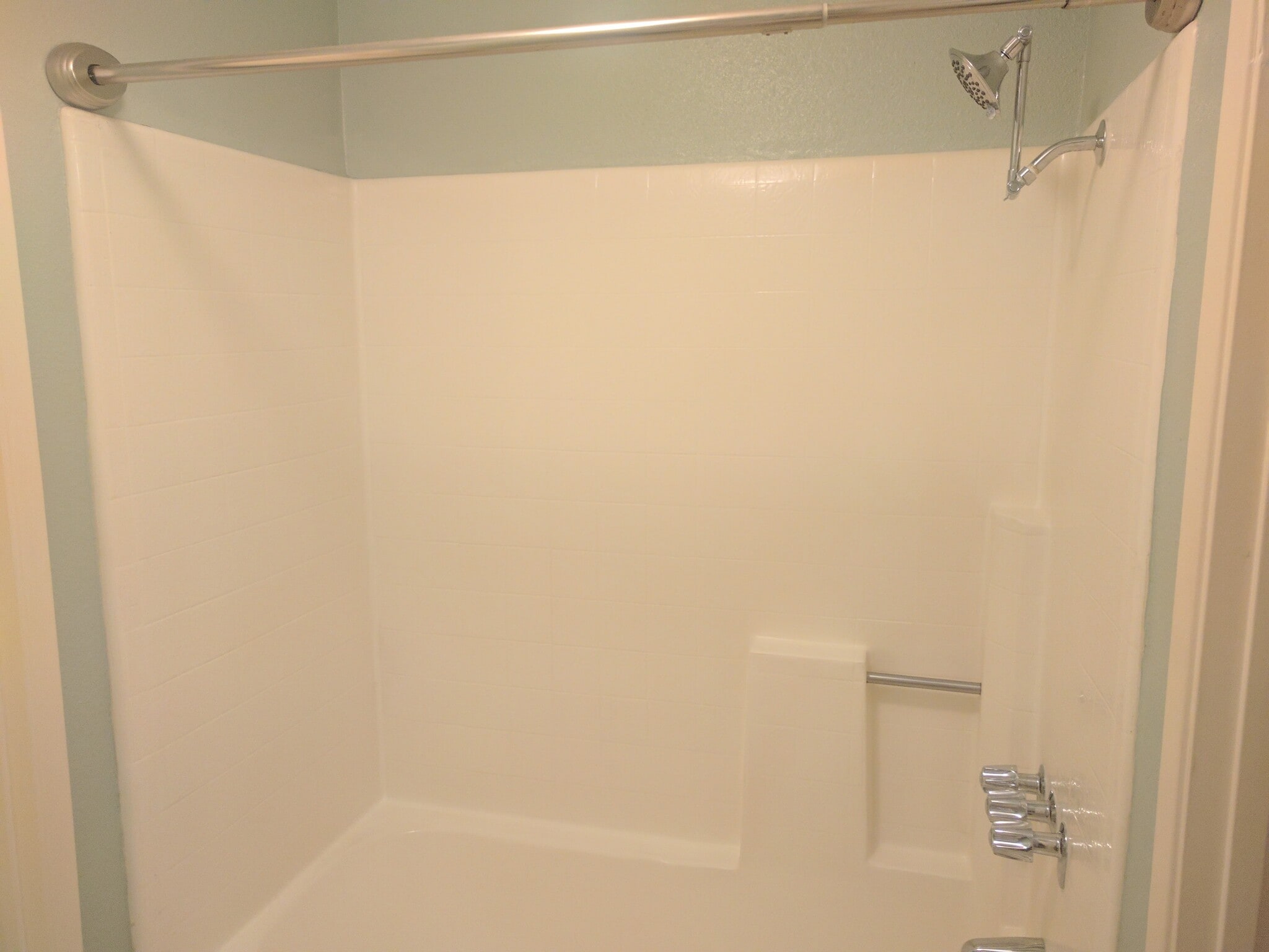 Shower - 4065 Porte La Paz
