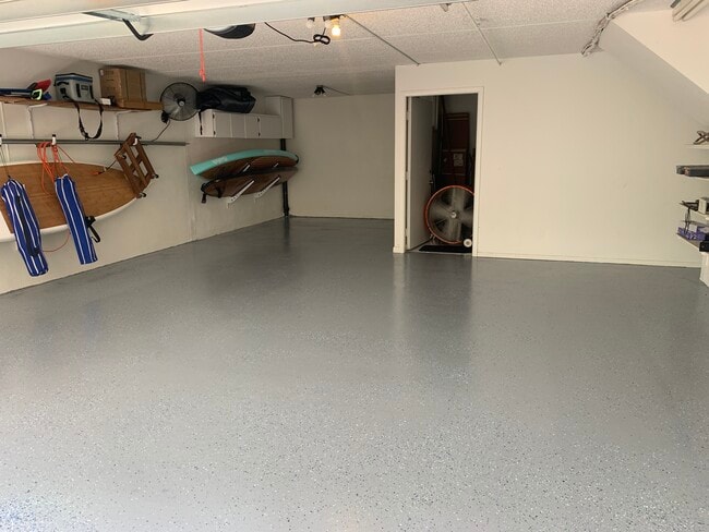 Building Photo - 240 Windward Passage