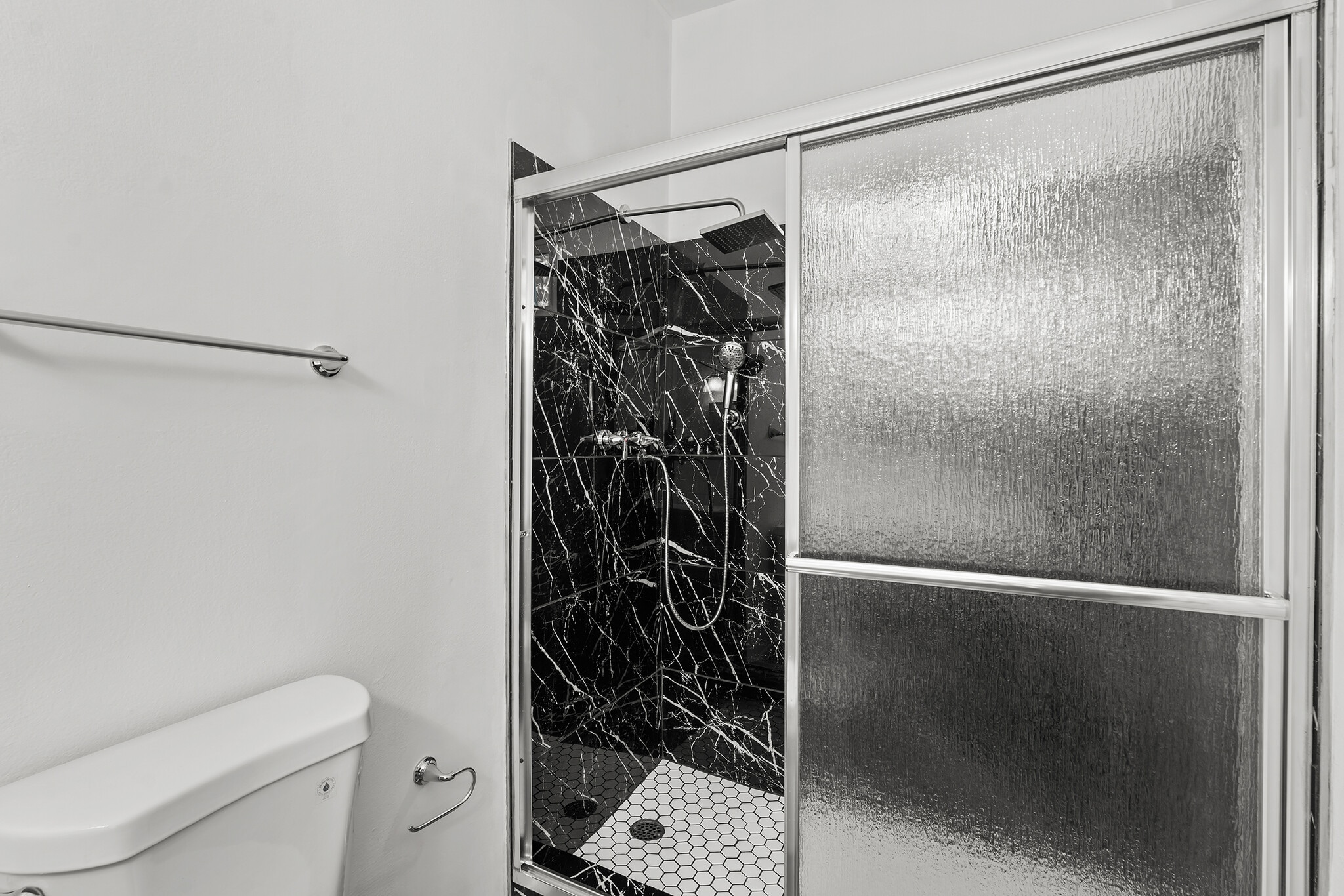 Building Photo - 1559 Winona Blvd