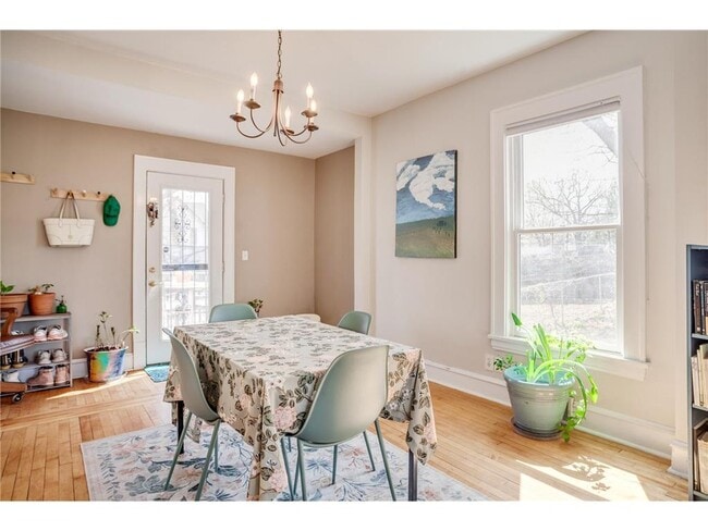 Building Photo - 3521 Girard Ave S