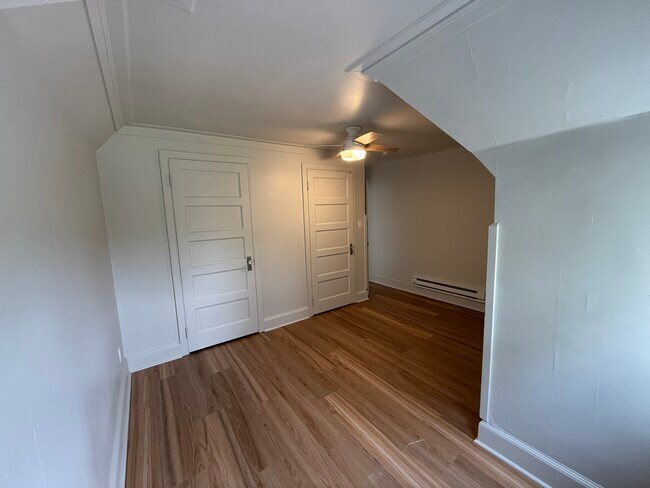 Building Photo - 3700 Brighton Rd